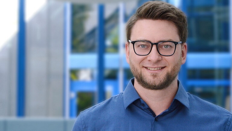 Portraitbild Bastian Hellmann