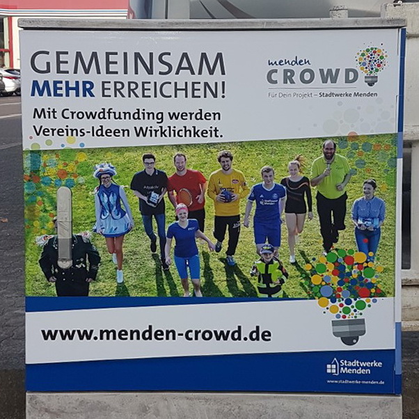 Beklebter Verteilerkasten - Menden Crowd
